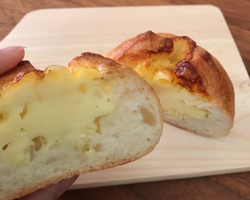 犬山　パン　ブーランジェリープーブー　チーズパン
