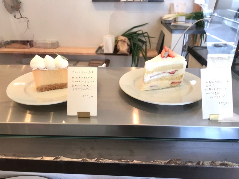 犬山ケーキ　テイクアウト　carre　カーレのケーキ