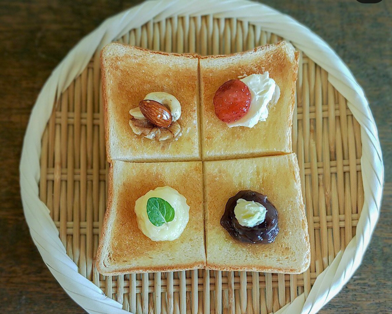 犬山カフェ　くまと珈琲４色トーストモーニング