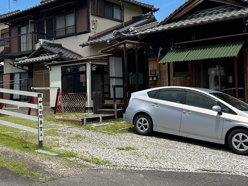 小牧テイクアウト KURAベーグル 駐車場