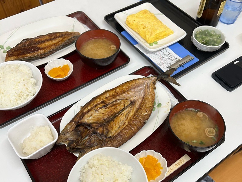 四日市ヒモノ食堂　扶桑店　定食セット