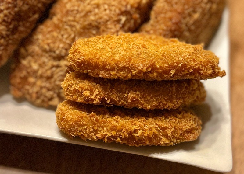 江南市テイクアウト　とんかつころっけはしだ　カレーころっけ