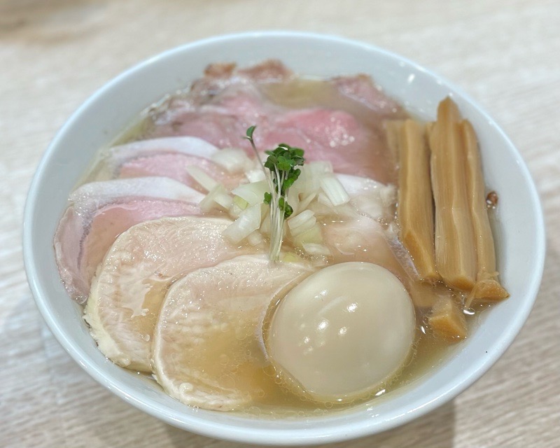 犬山ラーメン　麺屋伊藤の特製白醤油らーめん