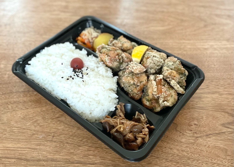 犬山お弁当　炭焼き弁当たまご家　のり塩からあげ弁当