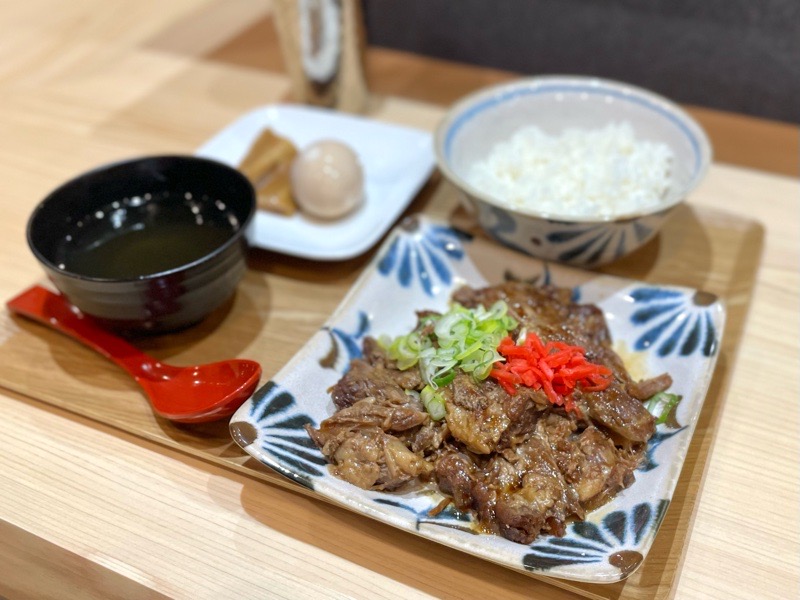 犬山ラーメン　つけ麺らーめん結まるのソーキ定食