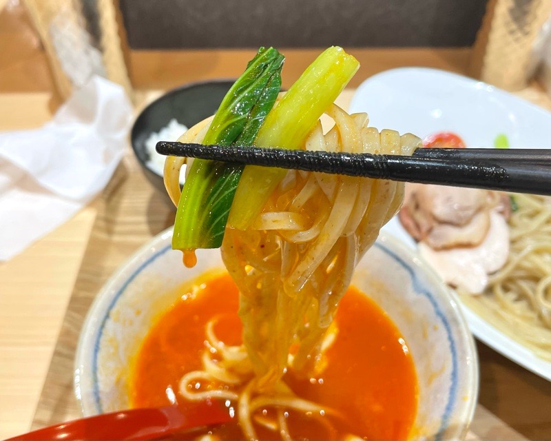 犬山ラーメン結まる　味玉青とん辛つけ麺