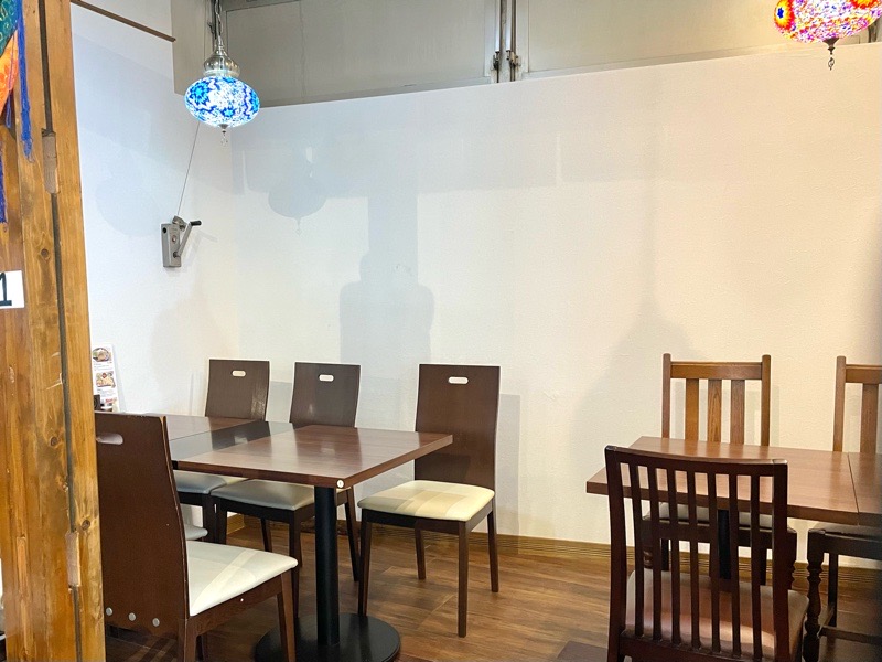 犬山キャスタ　カレーランチ　SAGUNの店内
