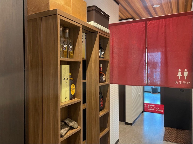 刺身天ぷら割烹かんの　店内