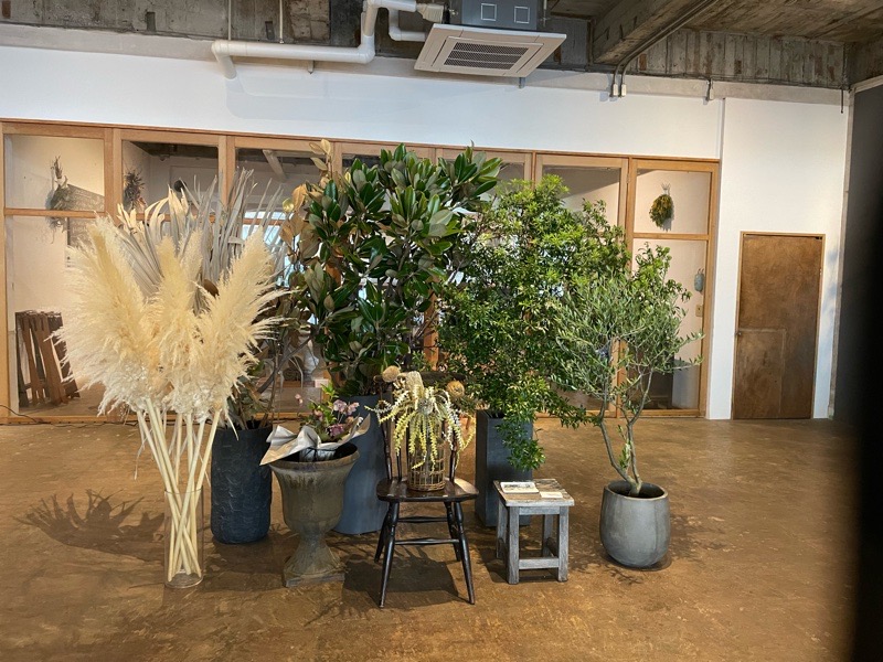 犬山城下町　花屋　シェノバの外観　CHAINOVA