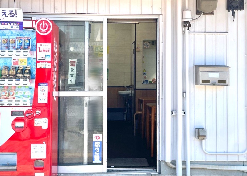 小牧たこ焼き　ほていやの店内