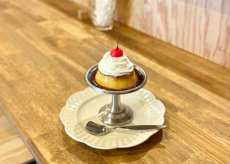 喫茶プディング　扶桑町カフェ　定番プリン