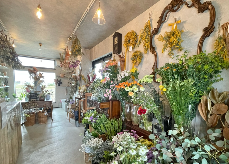 犬山花屋　Laliberte　シャルドネテラスのラリベルテ