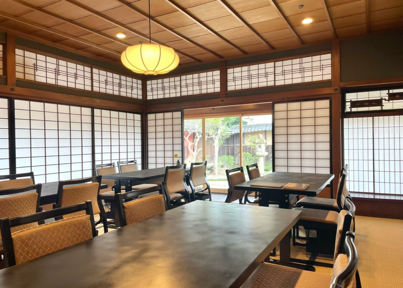 犬山城下町　宿SHUKUのレストラン日本料理古今　店内