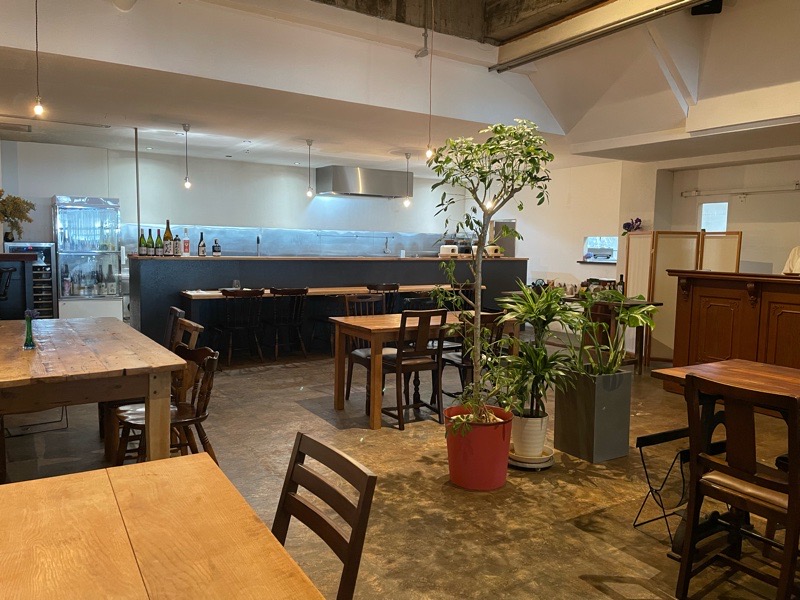 犬山城下町　裏犬山　WWの店内　ダブリューダブリュー