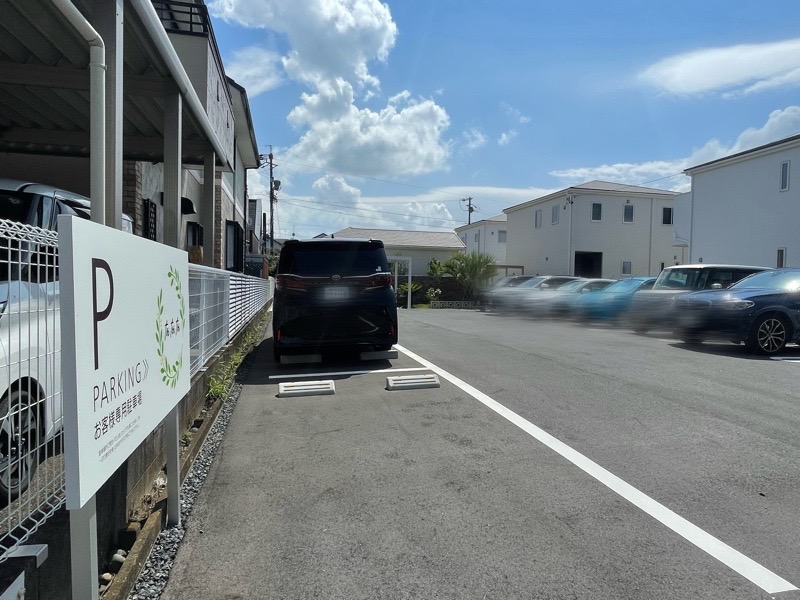 江南ランチ　リゾートカフェトイトイトイ　toitoitoiの駐車場