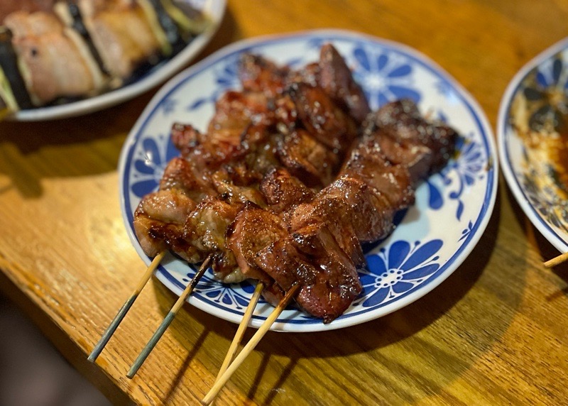 各務原市鵜沼　つたやのとん焼き　串焼き