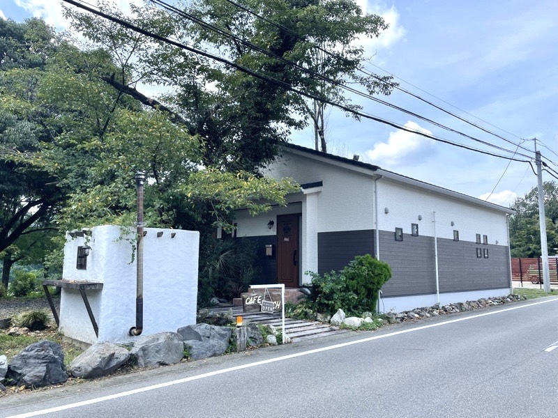 犬山カフェ　CafeWITCHの外観