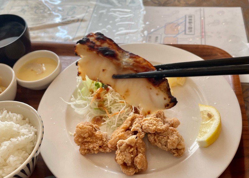 犬山ランチ　cafe団らん　の唐揚げ定食