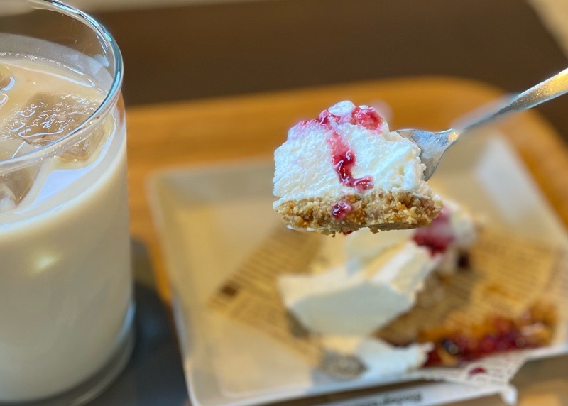 犬山 和カフェ入野　ふわふわレアチーズケーキ　カフェオレ
