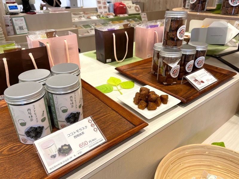 犬山お土産 ココトモファーム犬山梅坪店 品揃え