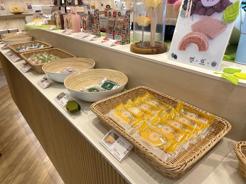 犬山お土産 ココトモファーム犬山梅坪店 品揃え