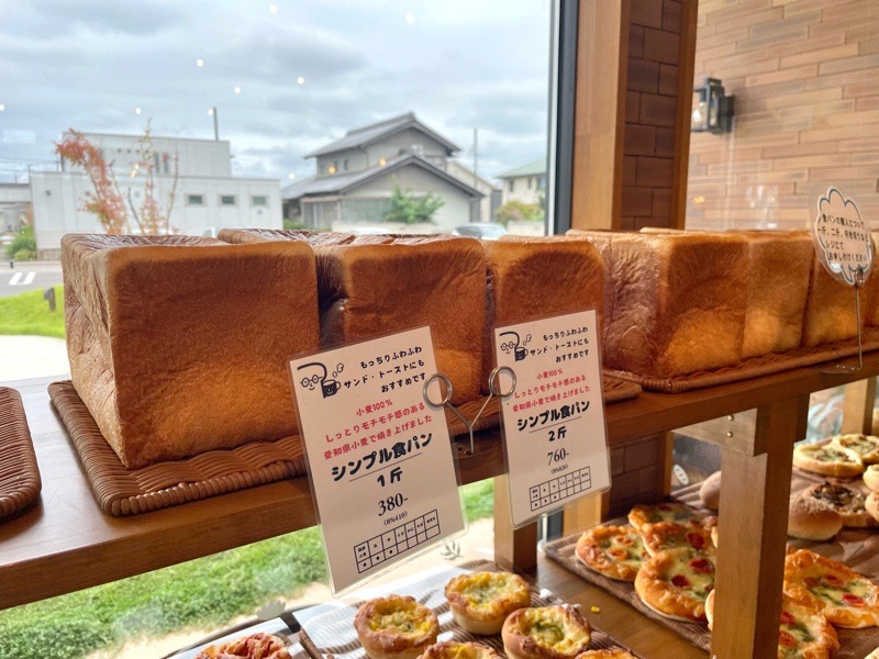 江南パン屋 ここカラ・パンCafe 品揃え