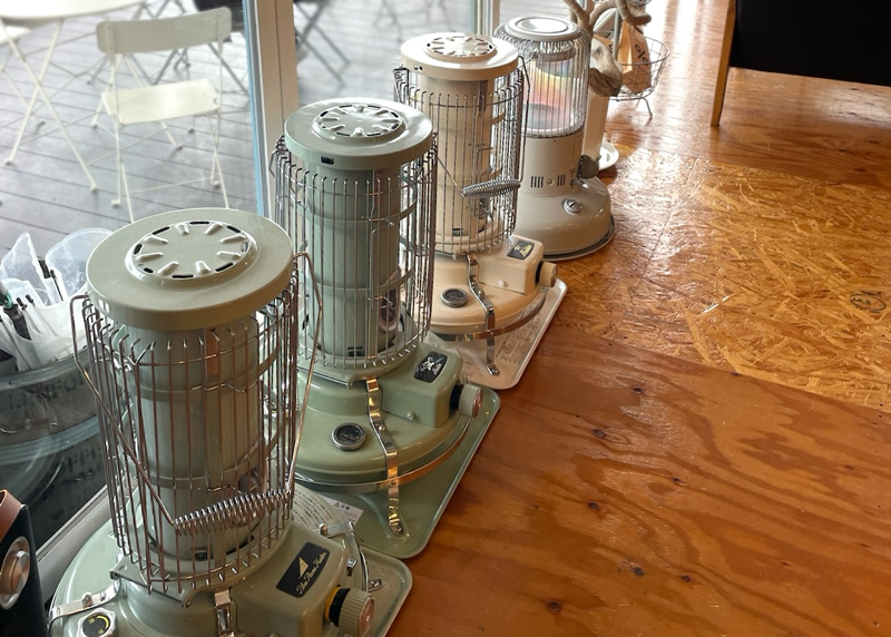 犬山ランチ　カフェプラスアルファ　cafe+αの店内