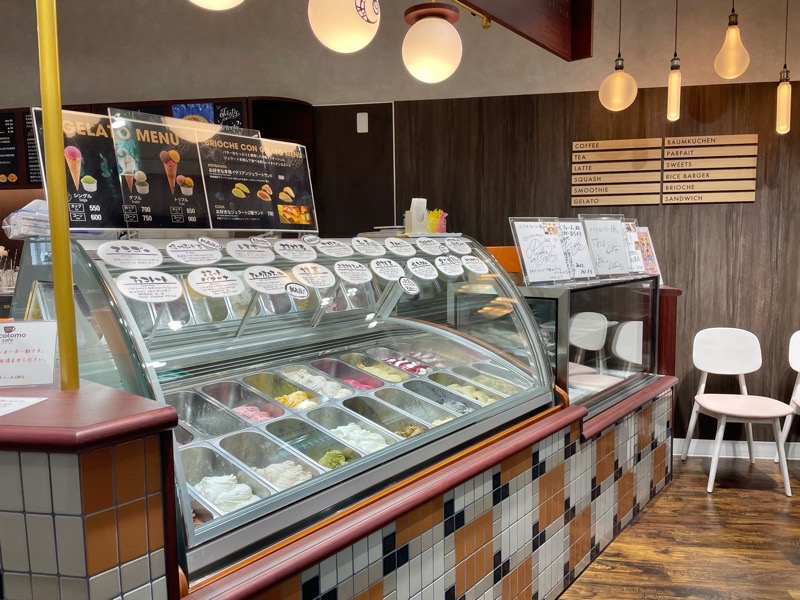 犬山カフェ　ココトモカフェ犬山駅店　店内