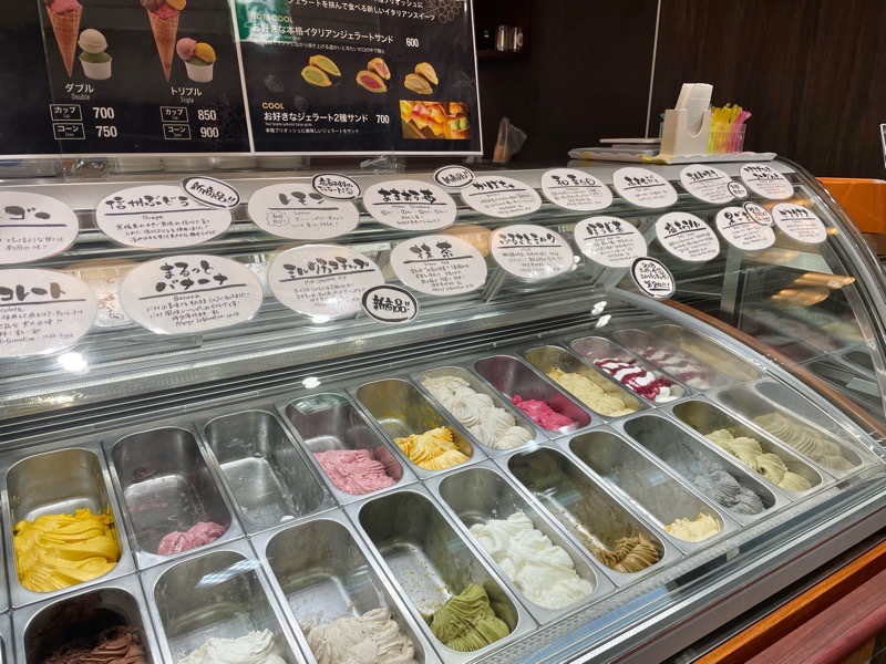 犬山カフェ　ココトモカフェ犬山駅店　ジェラートメニュー