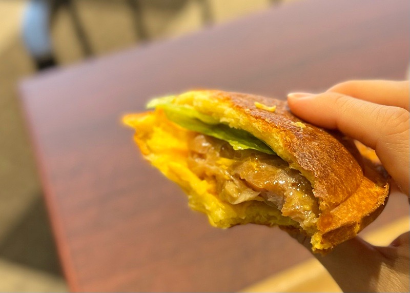 犬山カフェ　ココトモカフェ犬山駅店　ブリオッシュサンド