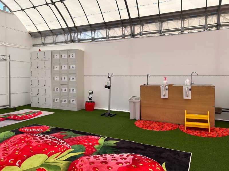 各務原市いちご狩り　LienFermeの施設　いちご農園