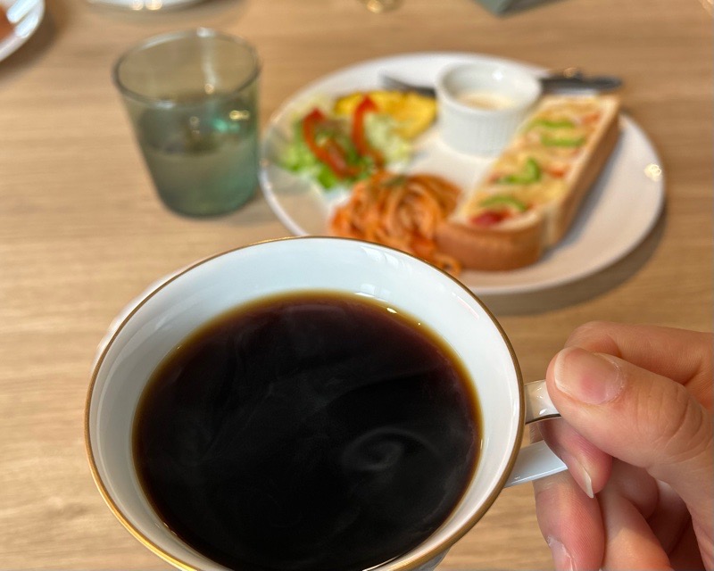 大口町モーニング　カフェ　cafe la famille