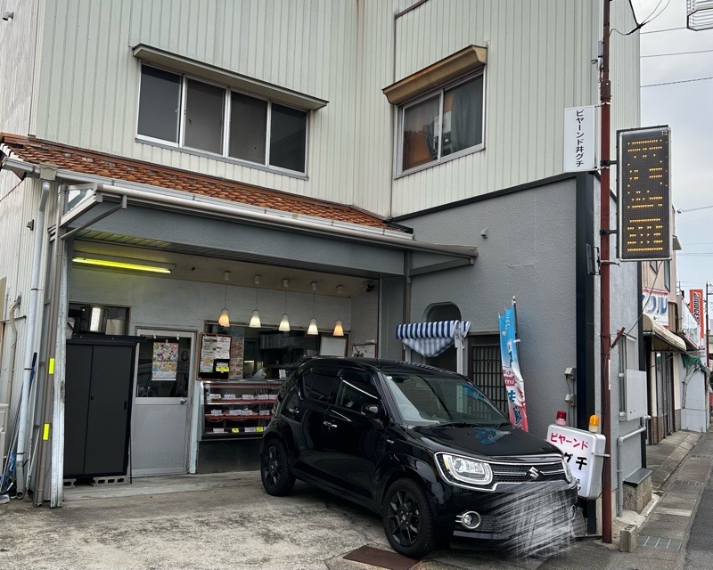 小牧　ビヤーンド井グチ　外観