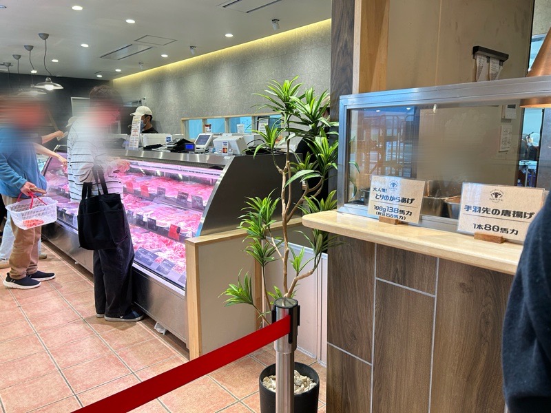 可児市テイクアウト 精肉店の肉の馬力家 店内