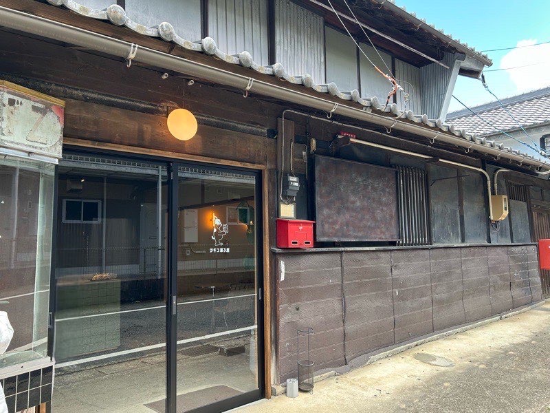 可児市スイーツ　TSUKIKO菓子屋の外観　テイクアウト