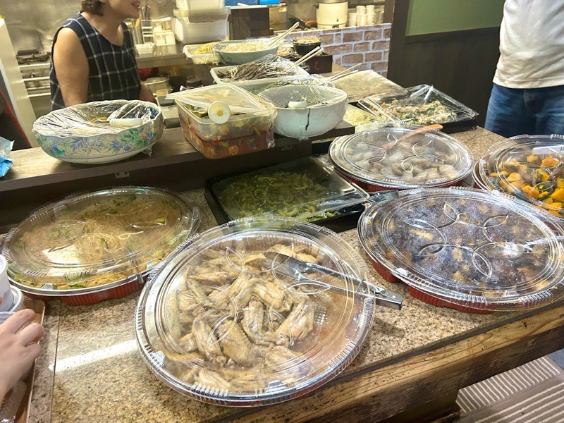 一宮テイクアウト 総菜のお店笑味 店内