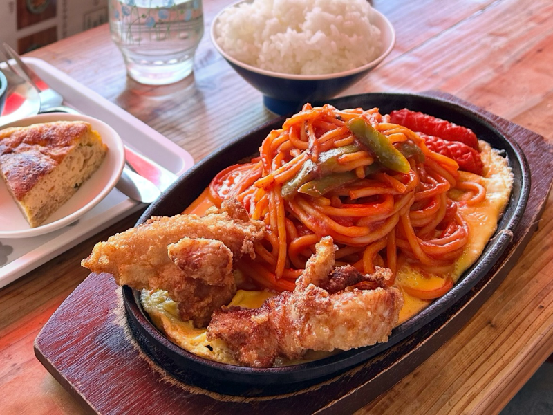 一宮ランチ　喫茶ミントの壁　鉄板イタリアン