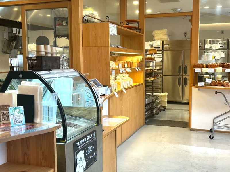 一宮パン屋 テッペンパン 店内