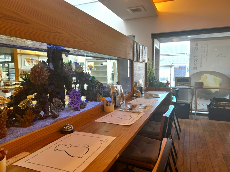 一宮パン屋 テッペンパン イートイン店内