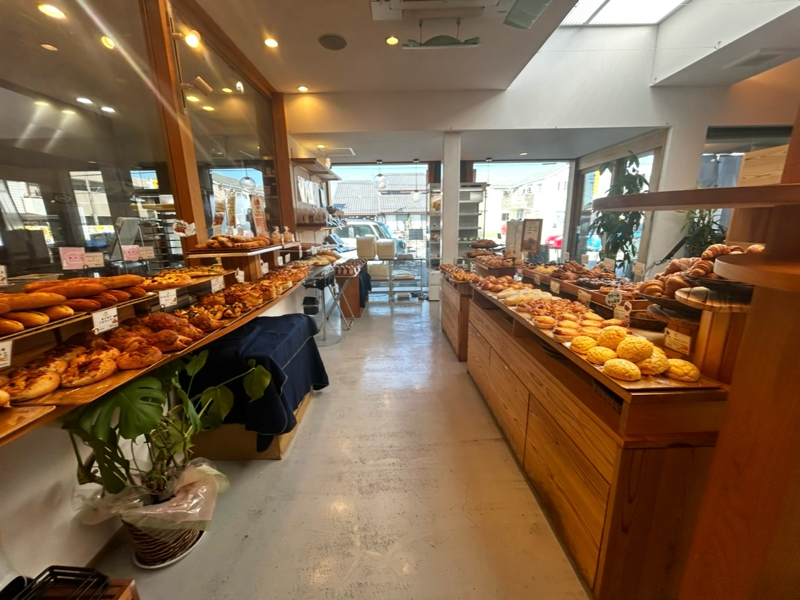 一宮パン屋 テッペンパン 店内