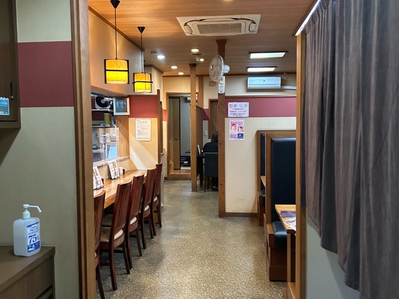 犬山市グルメ　うなぎ大安の店内