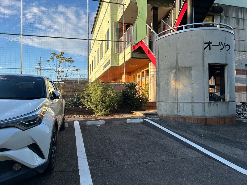 各務原市 鵜沼駅 城山テラス 花豆風月の駐車場