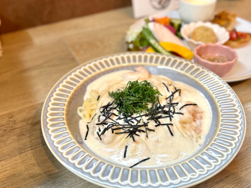 小牧カフェ SOLAbyhanaria バーニャプレート付きパスタランチ