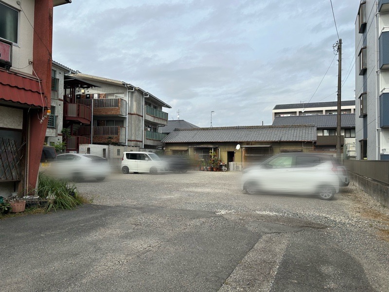 小牧カフェ SOLAbyhanaria 駐車場